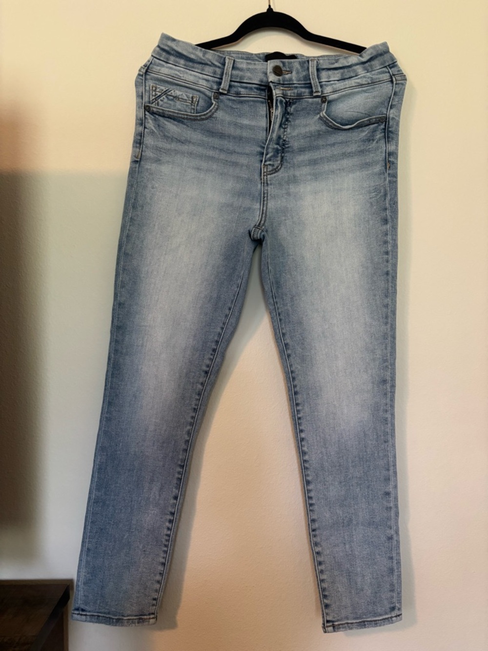 Buckle Light Blue Skinny Jeans